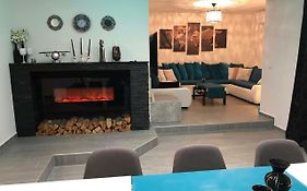 Pilot'S Manor - Airport Villa